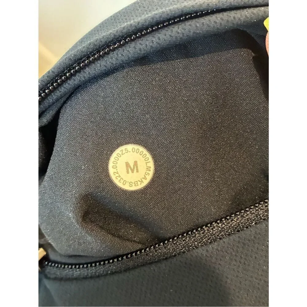 LULULEMON New Venture Trouser *Pique Fabric Classic Navy Men’s Size Medium